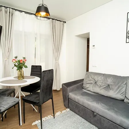 Downhill On The Groundfloor