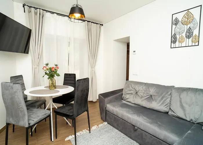 Downhill On The Groundfloor